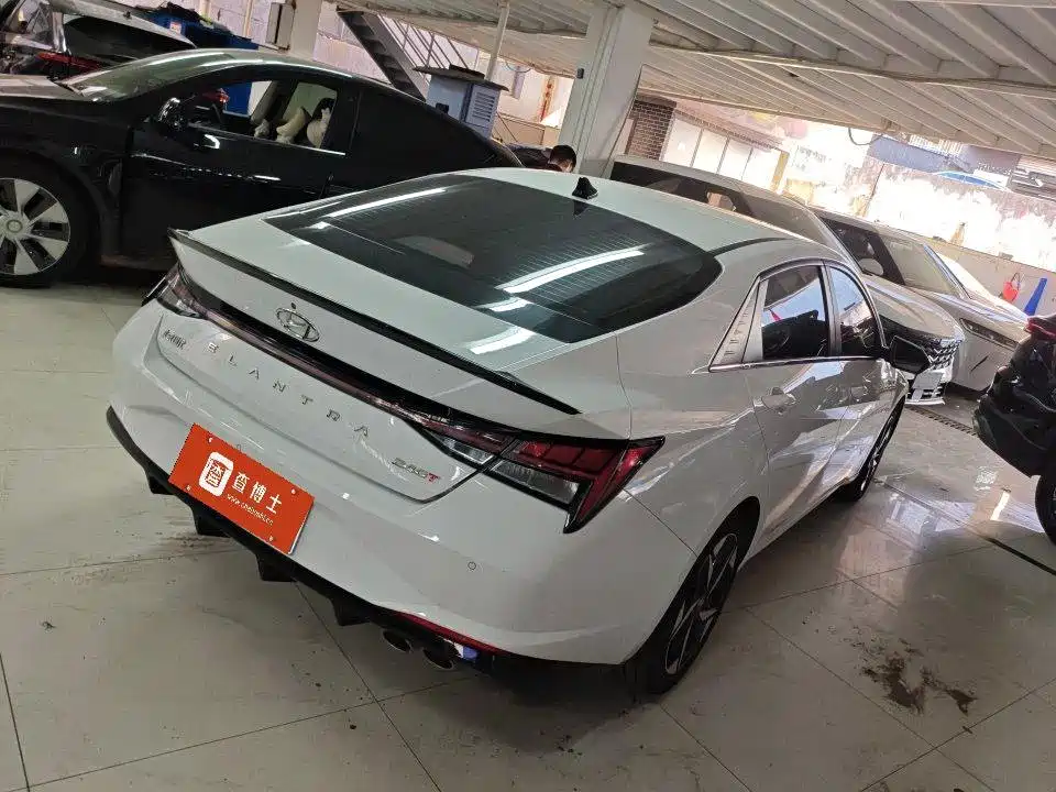 Hyundai Elantra, фото 2