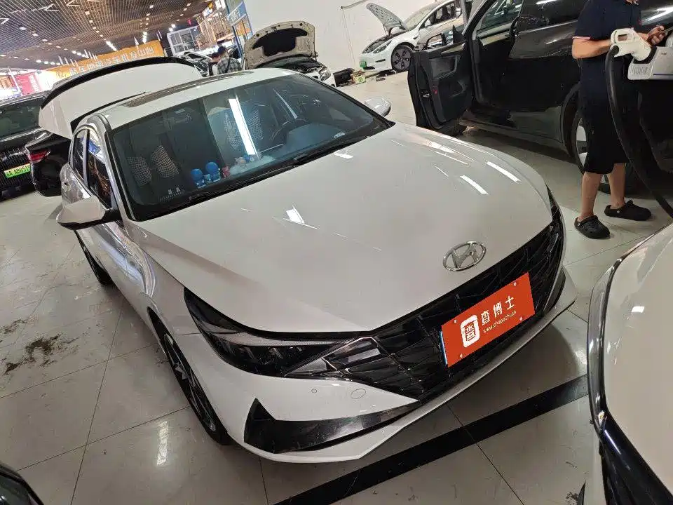 Hyundai Elantra, фото 5
