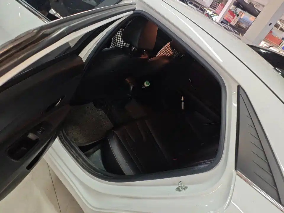 Hyundai Elantra, фото 8