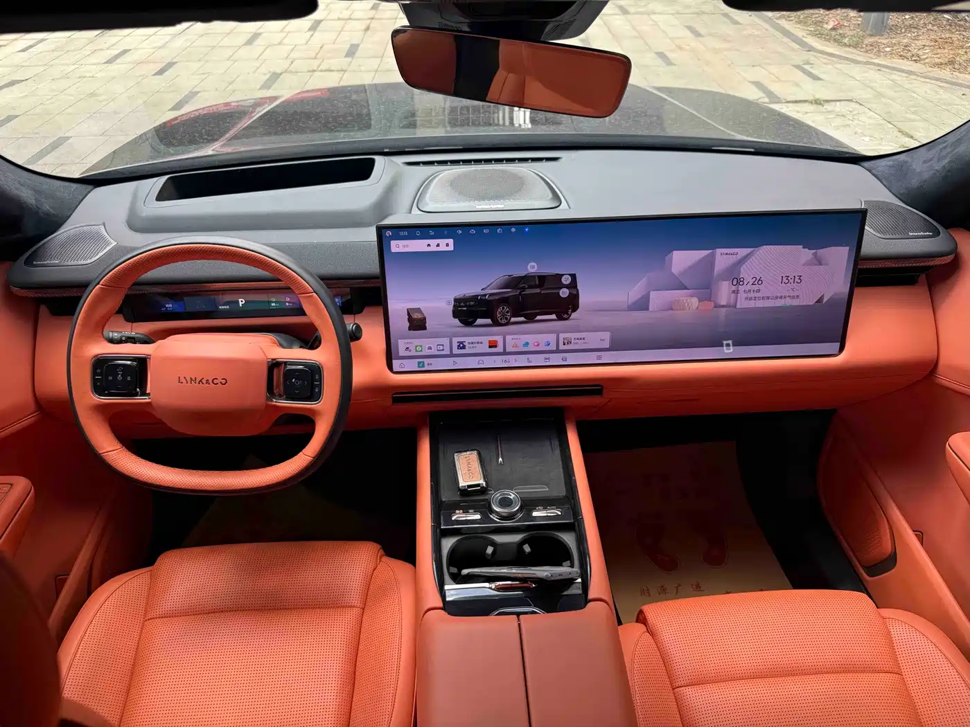 Lynk & Co 900, фото 8