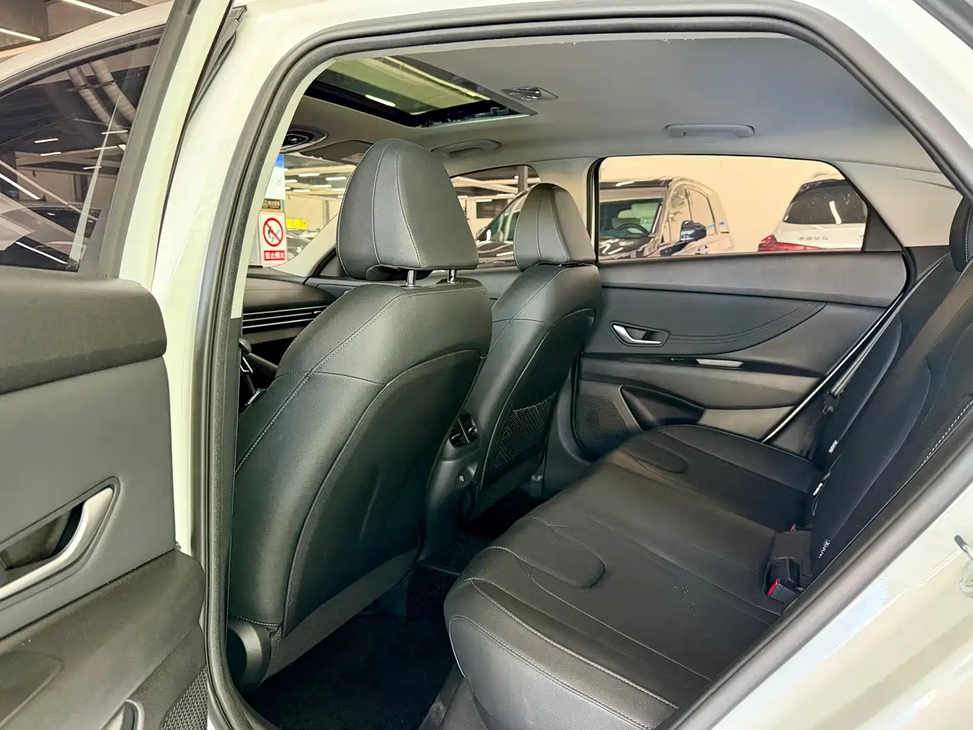 Hyundai Elantra, фото 10