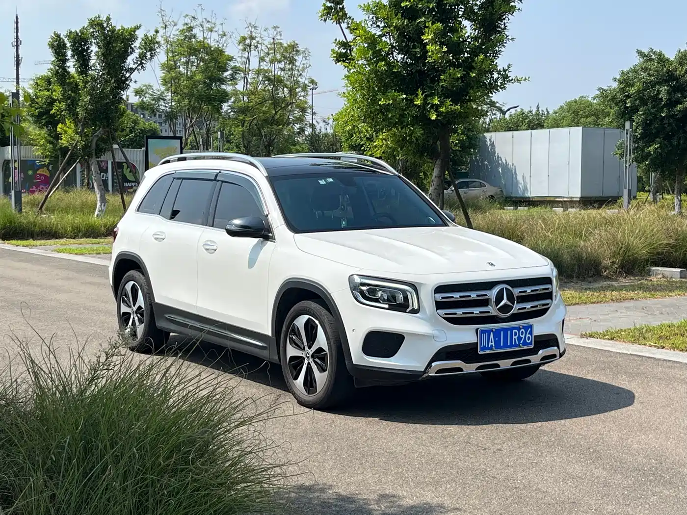 Mercedes-Benz GLB, фото 13