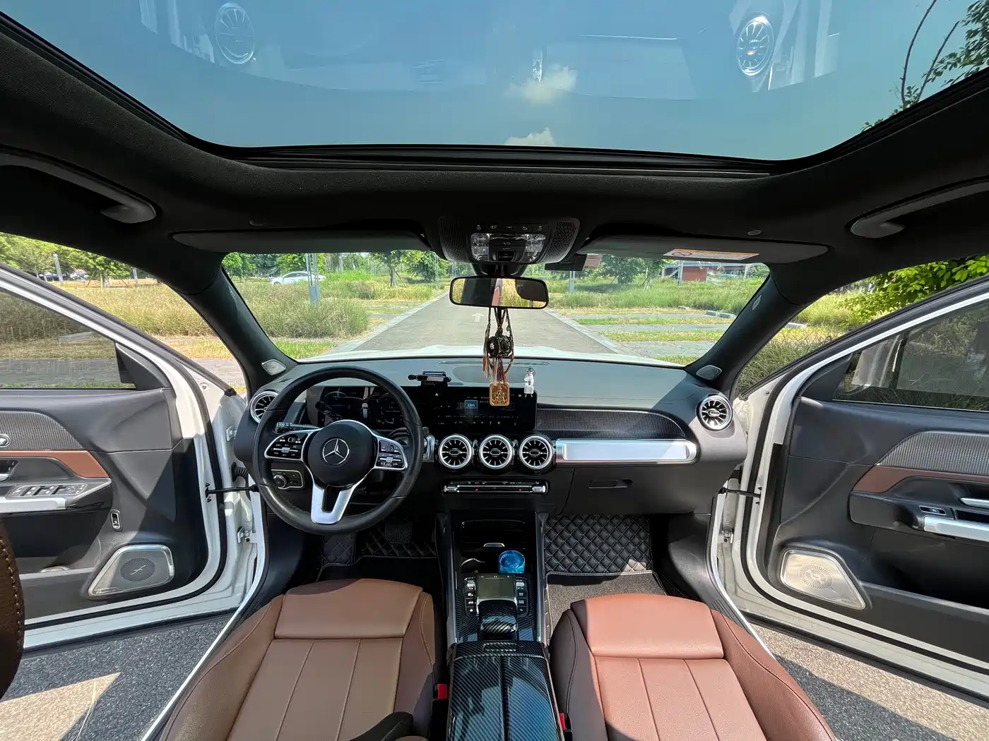 Mercedes-Benz GLB, фото 14
