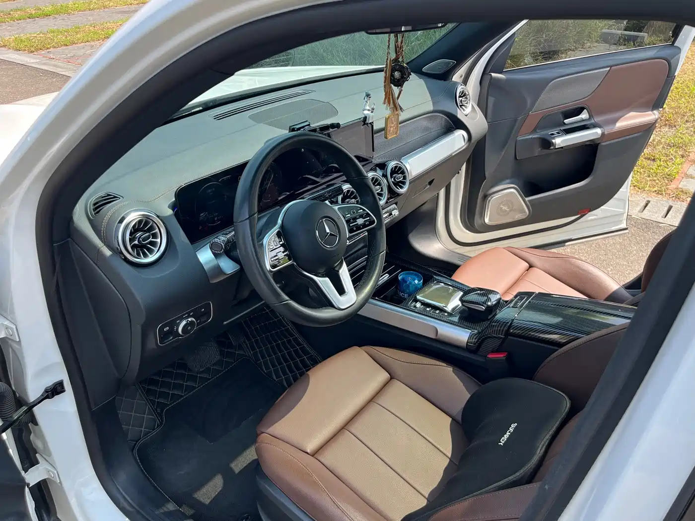 Mercedes-Benz GLB, фото 17
