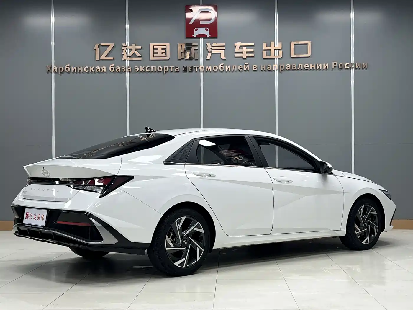 Hyundai Elantra, фото 23