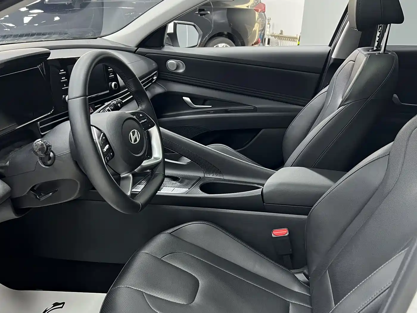 Hyundai Elantra, фото 24