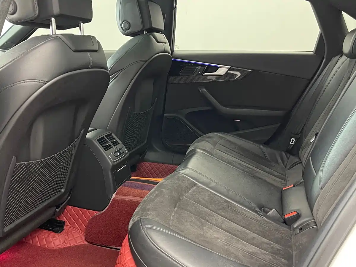 Audi A4L, фото 15
