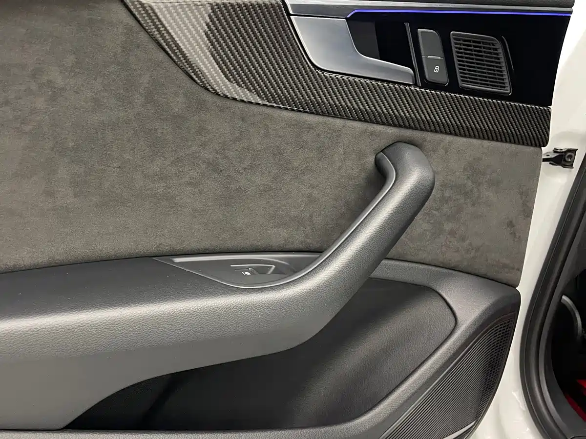 Audi A4L, фото 17