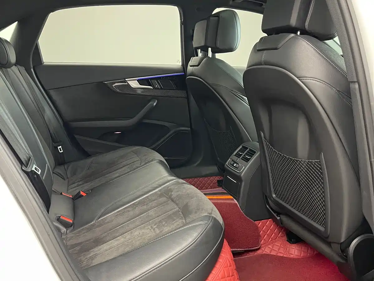 Audi A4L, фото 18