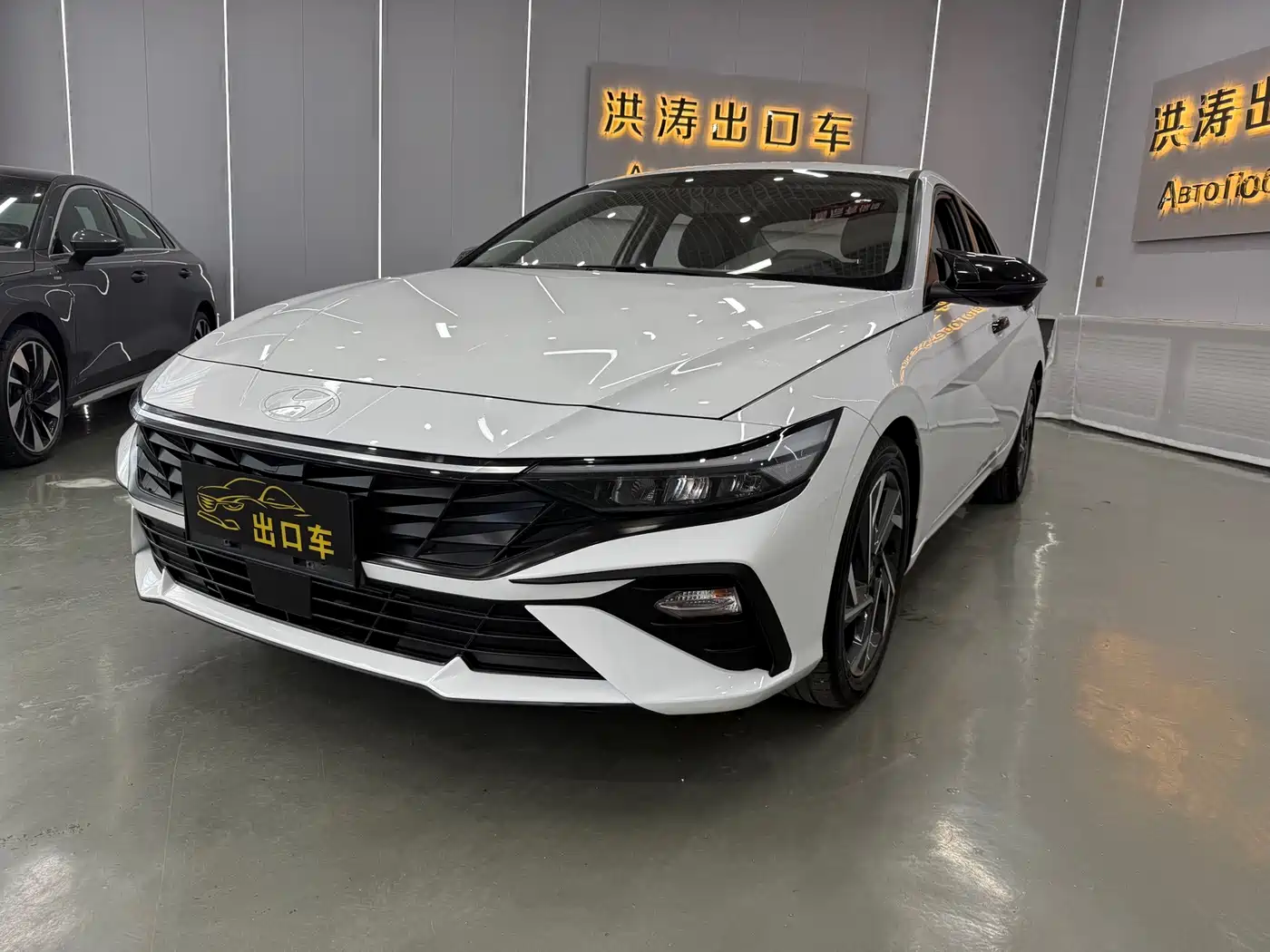 Hyundai Elantra, фото 1