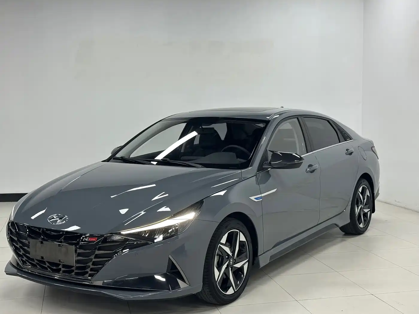 Hyundai Elantra, фото 1