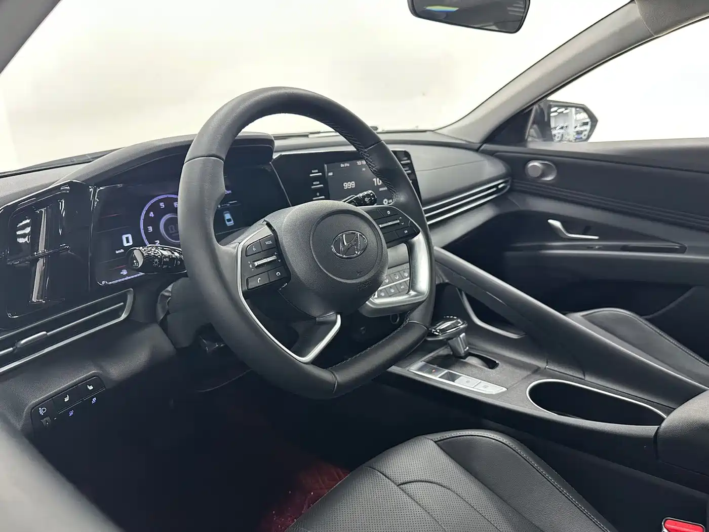 Hyundai Elantra, фото 3