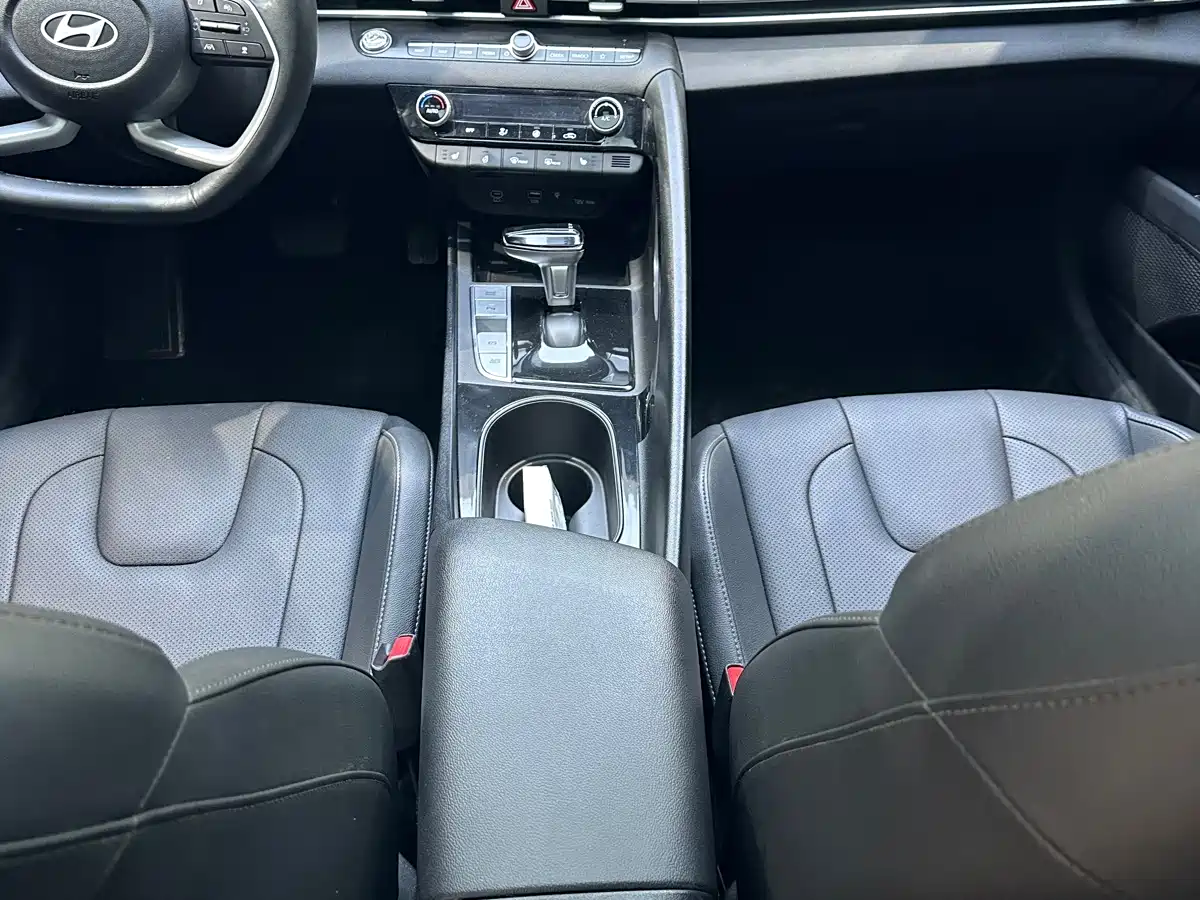 Hyundai Elantra, фото 5