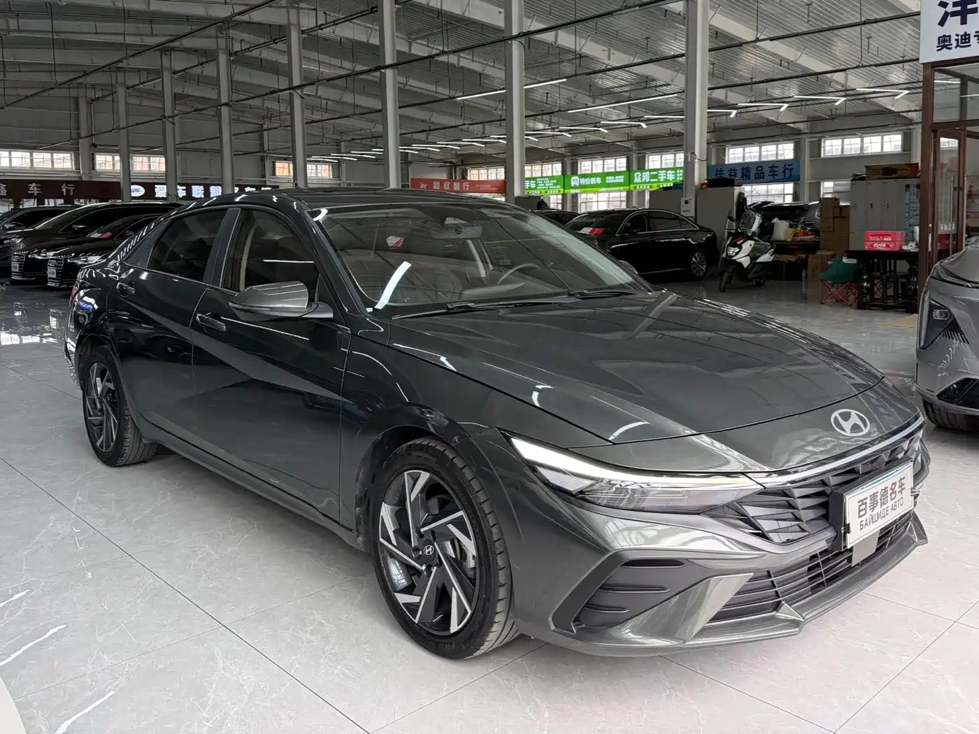 Hyundai Elantra, фото 13