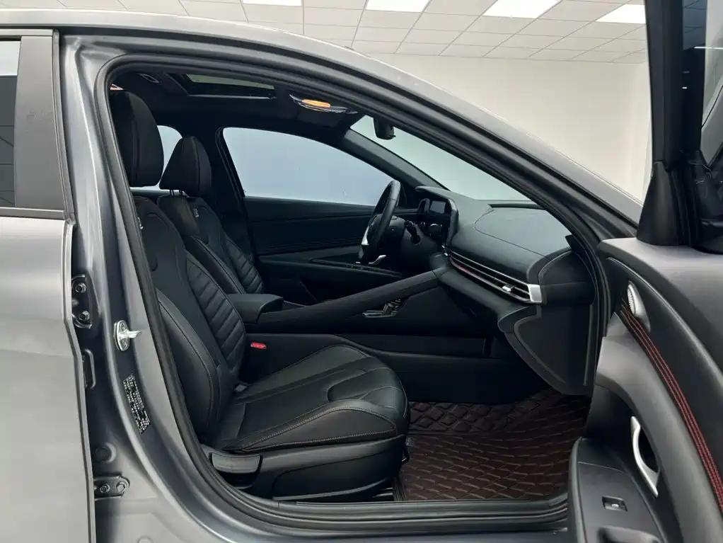 Hyundai Elantra, фото 15