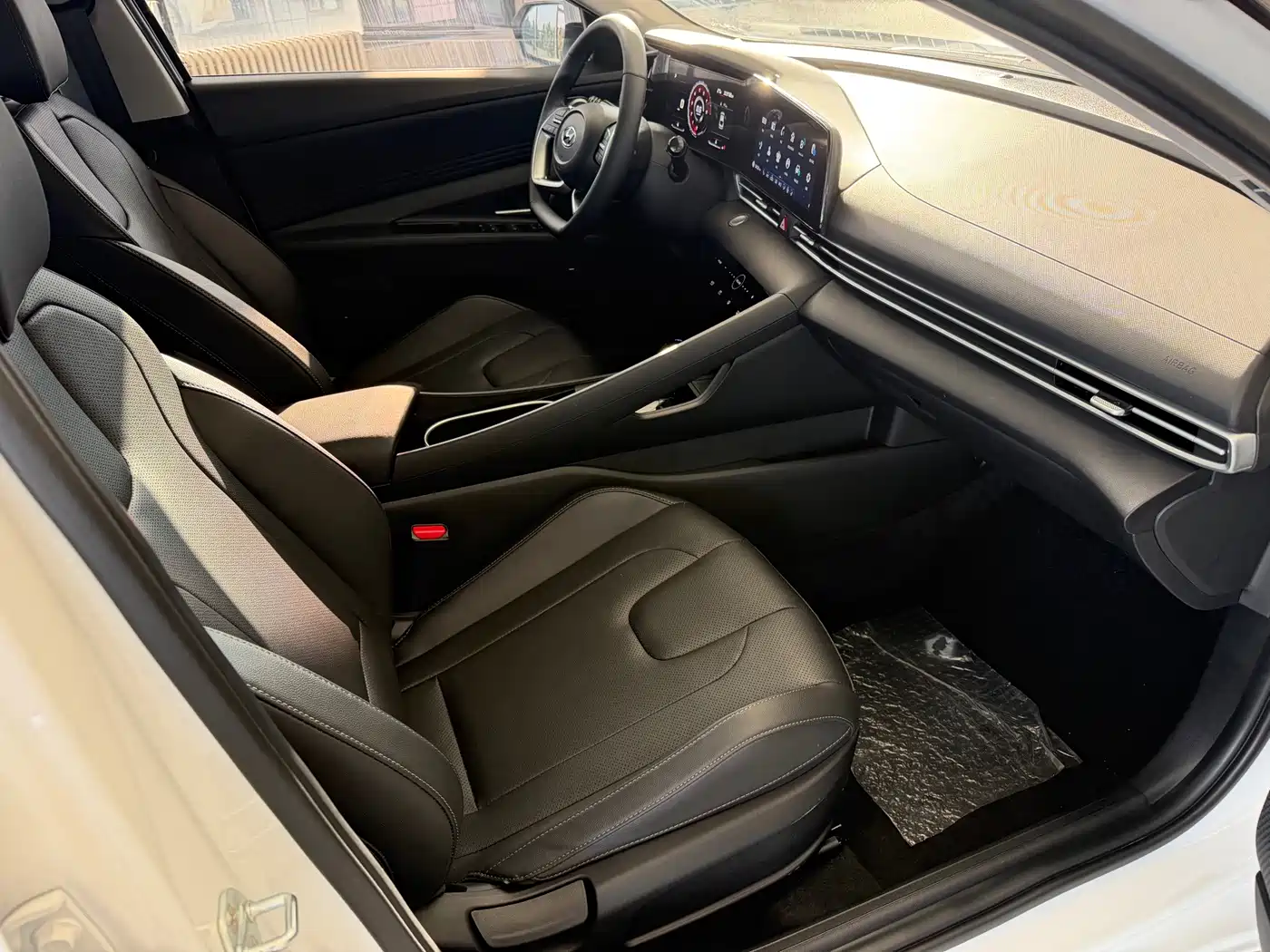 Hyundai Elantra, фото 3