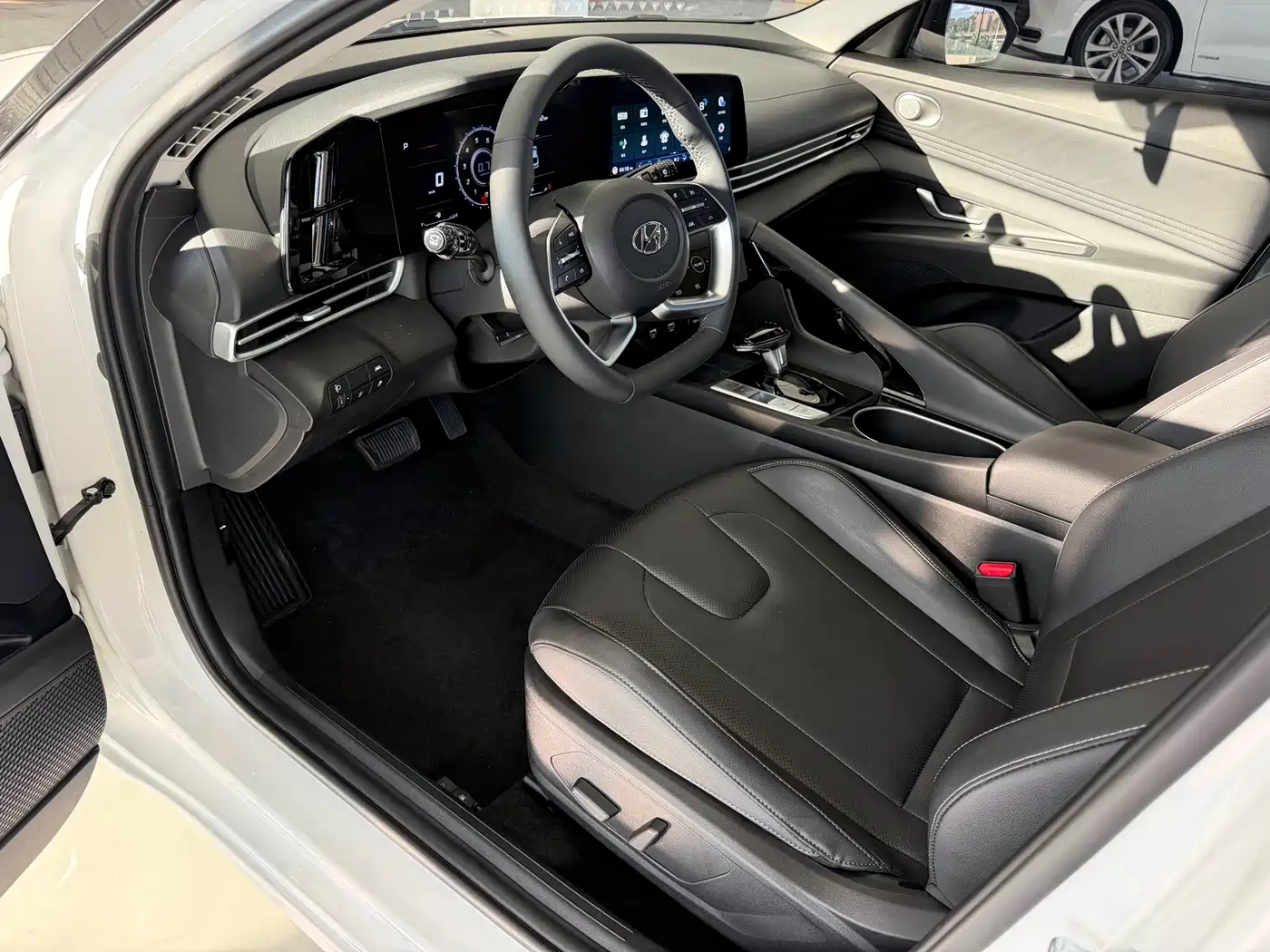 Hyundai Elantra, фото 14
