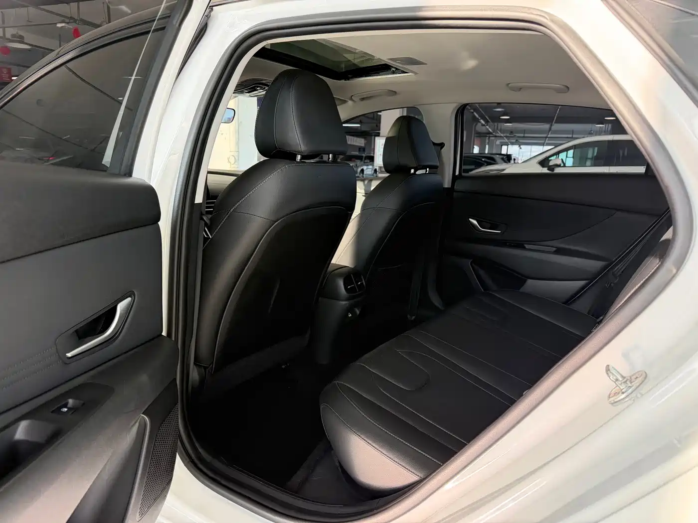 Hyundai Elantra, фото 16