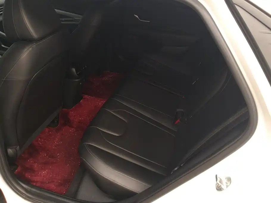 Hyundai Elantra, фото 3