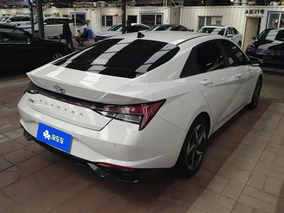 Hyundai Elantra, фото 9