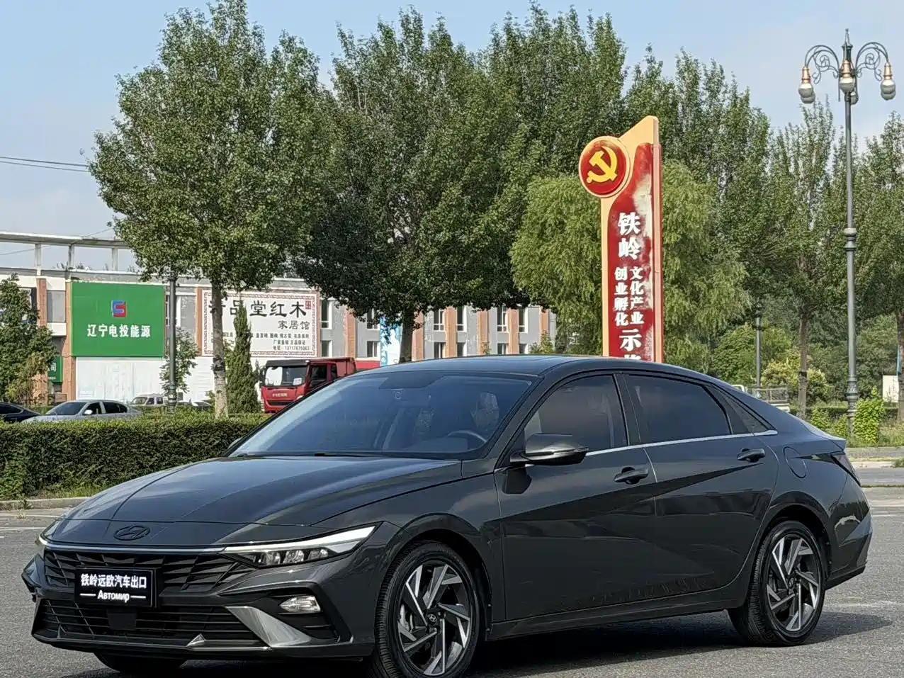 Hyundai Elantra, фото 1