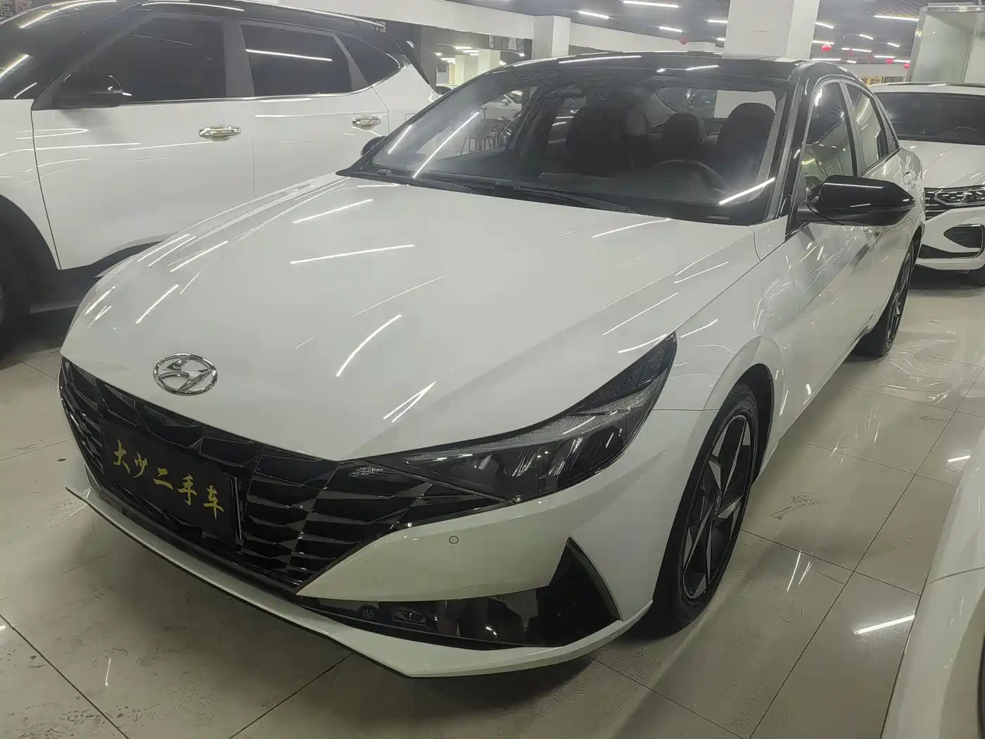Hyundai Elantra, фото 1