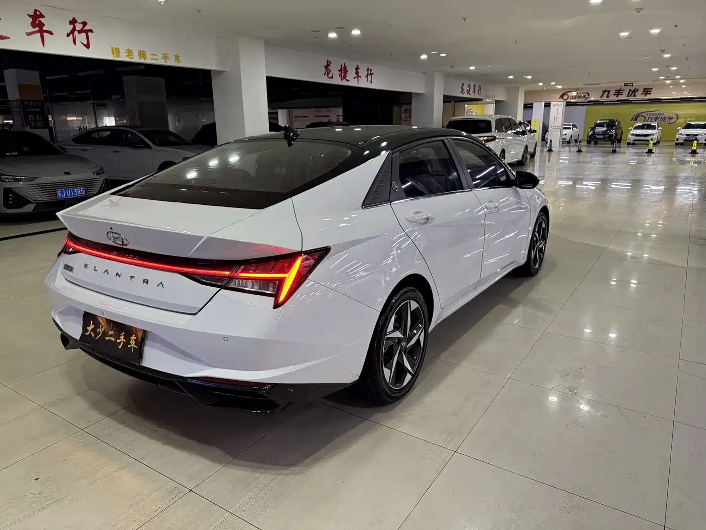 Hyundai Elantra, фото 4