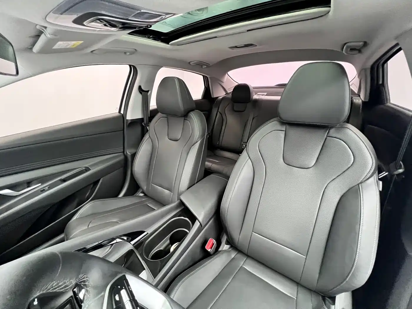 Hyundai Elantra, фото 4