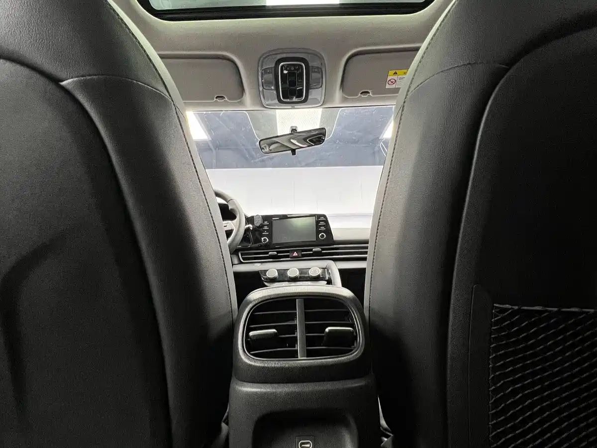 Hyundai Elantra, фото 6