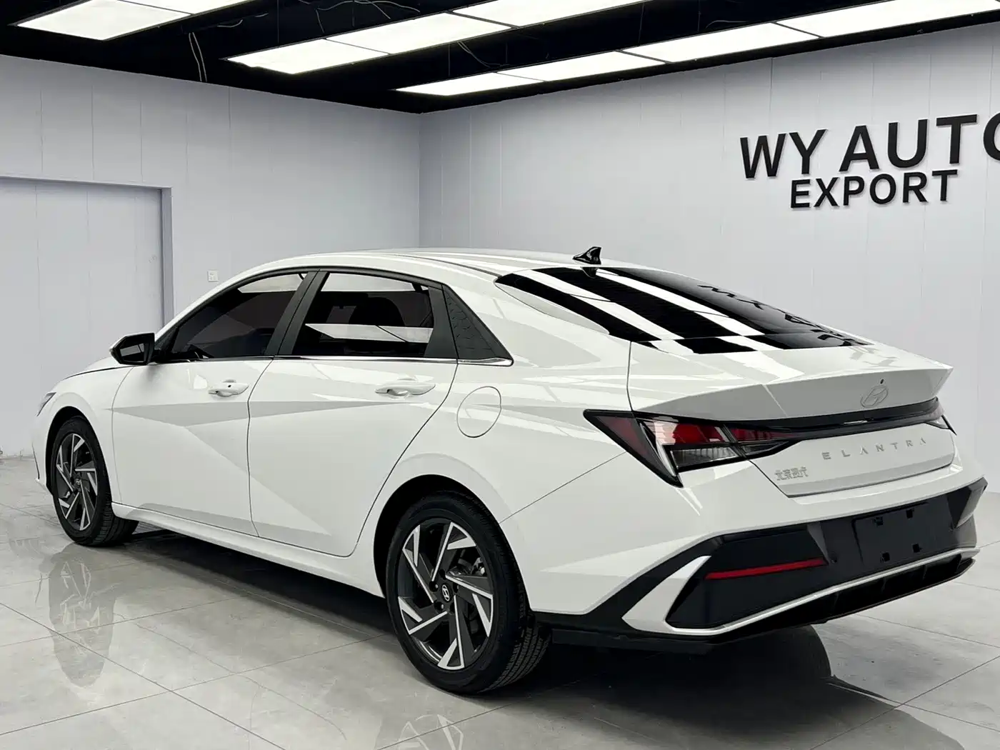 Hyundai Elantra, фото 17