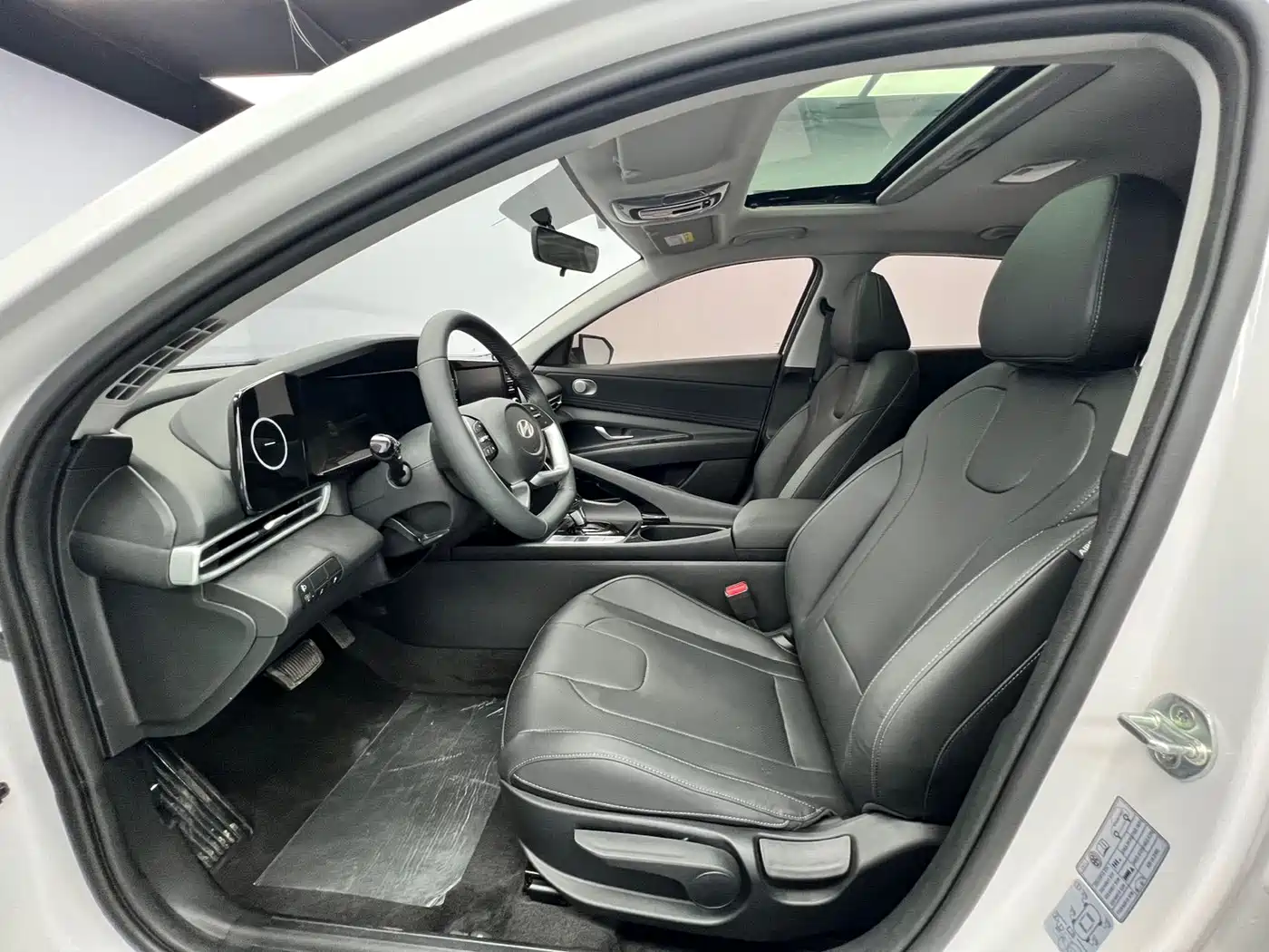 Hyundai Elantra, фото 18