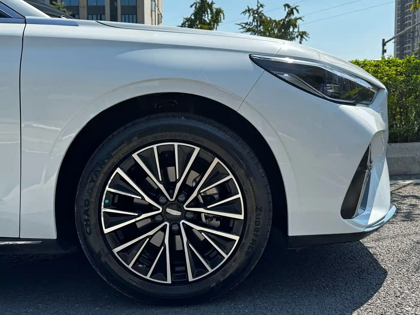 Geely Emgrand, фото 11