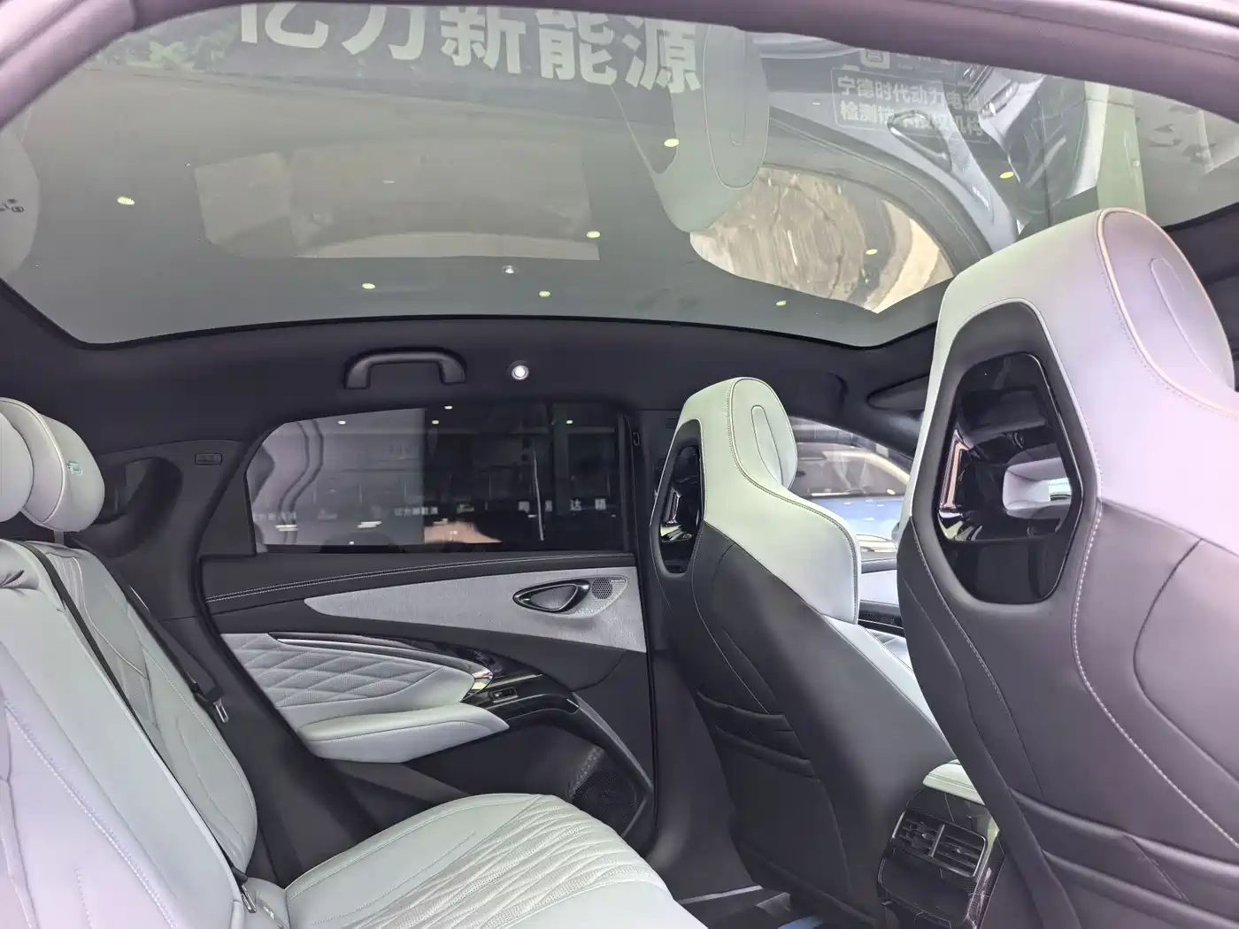 BYD Seal, фото 12