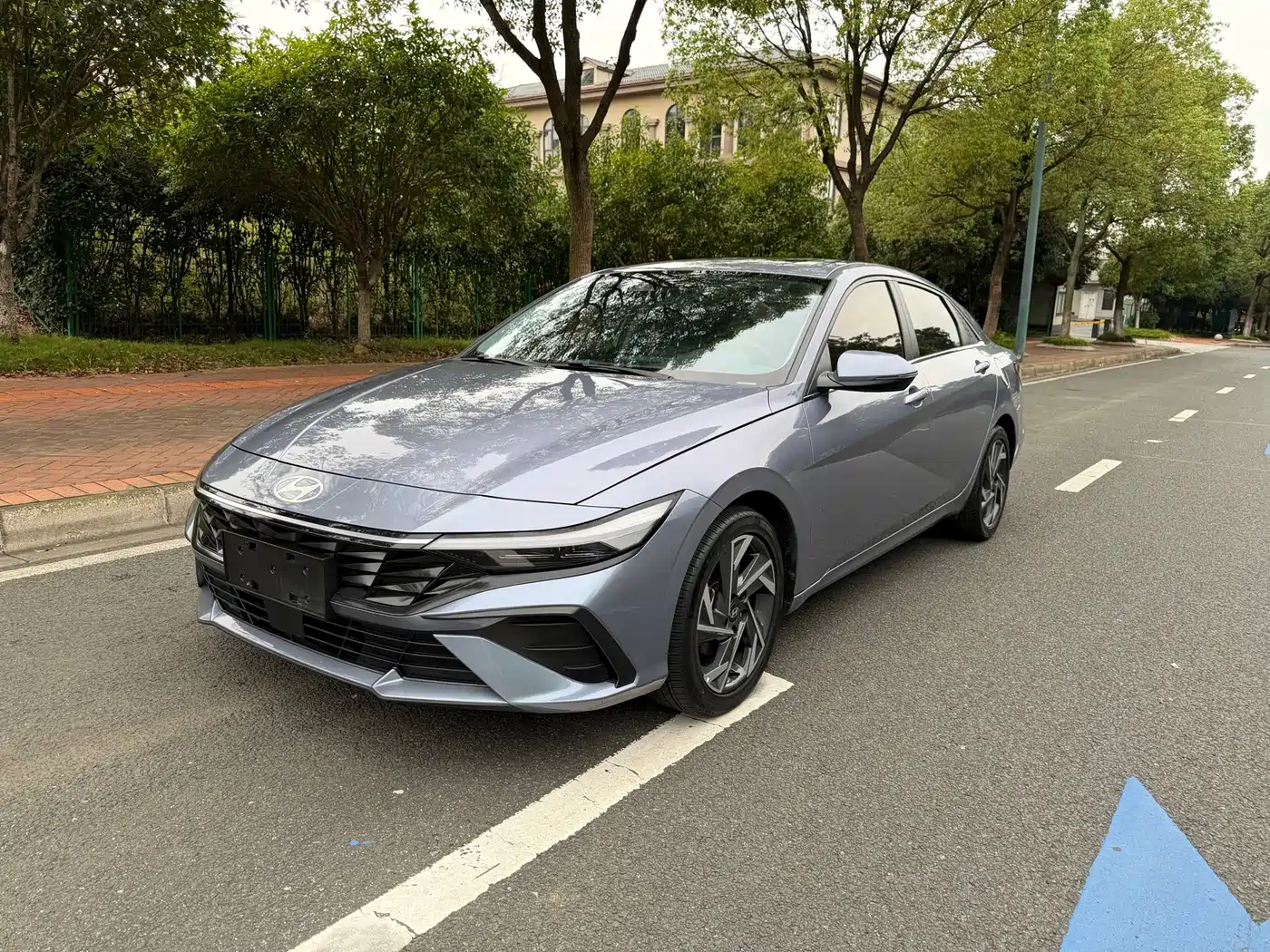 Hyundai Elantra, фото 1