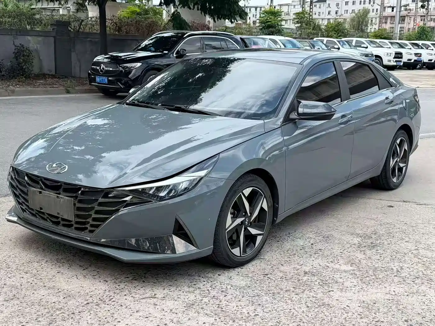 Hyundai Elantra, фото 1