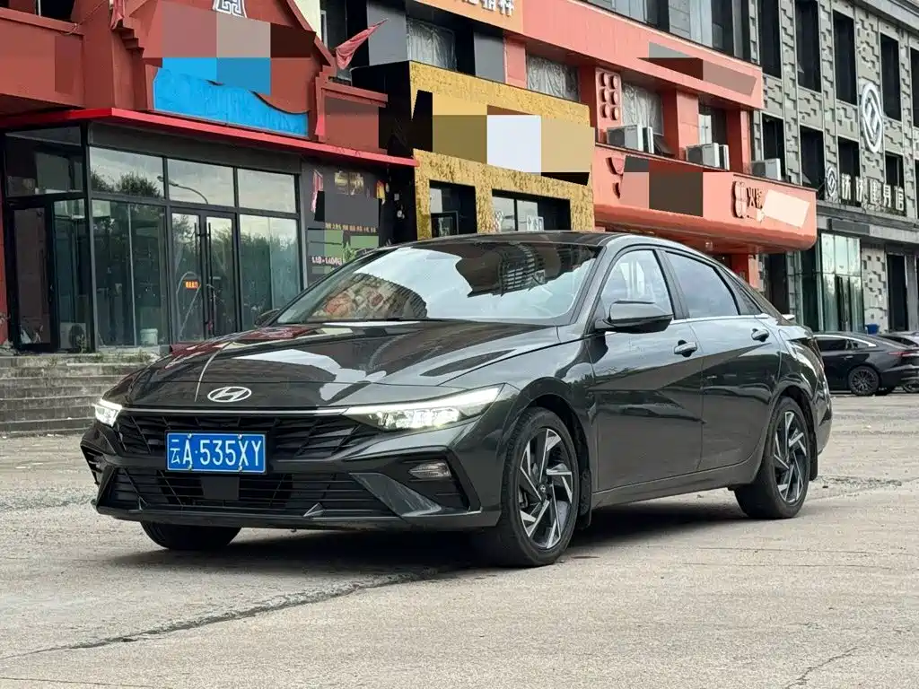 Hyundai Elantra, фото 1