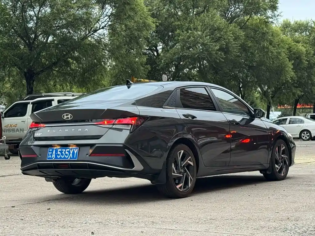 Hyundai Elantra, фото 4