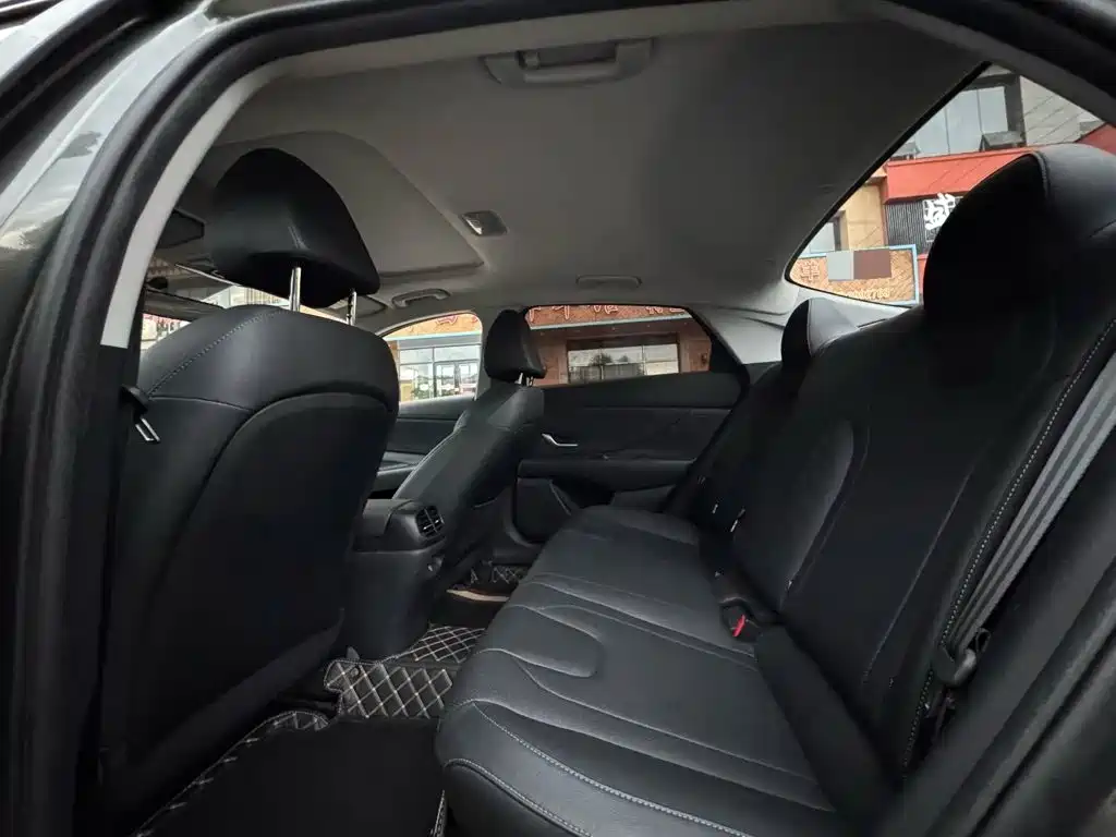 Hyundai Elantra, фото 12