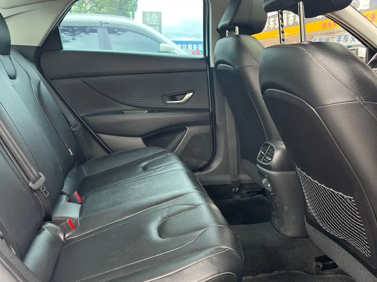 Hyundai Elantra, фото 13