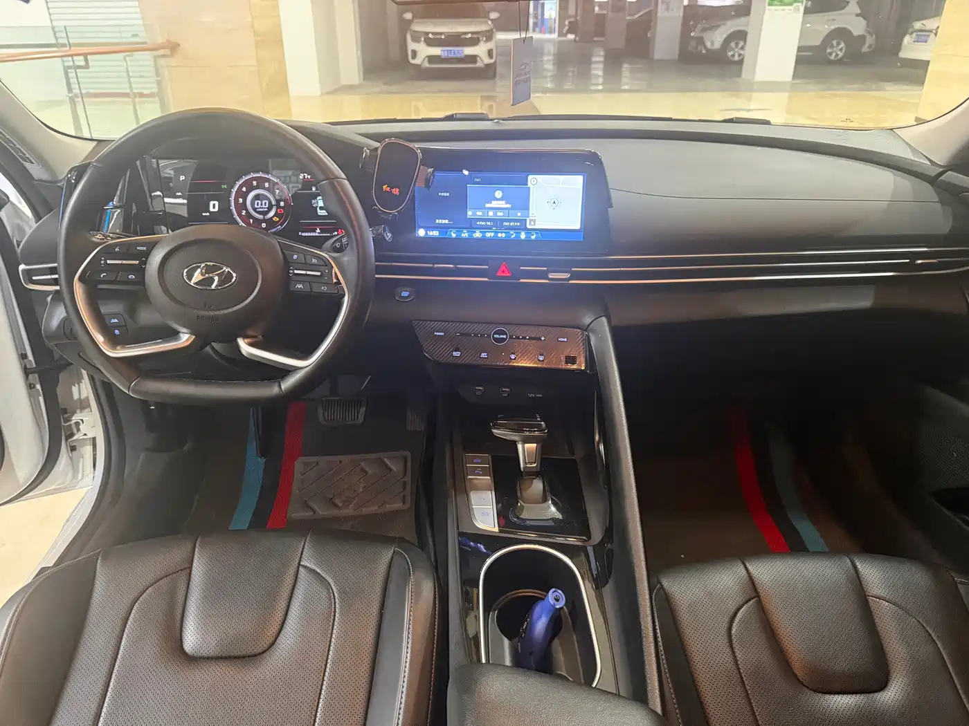 Hyundai Elantra, фото 10