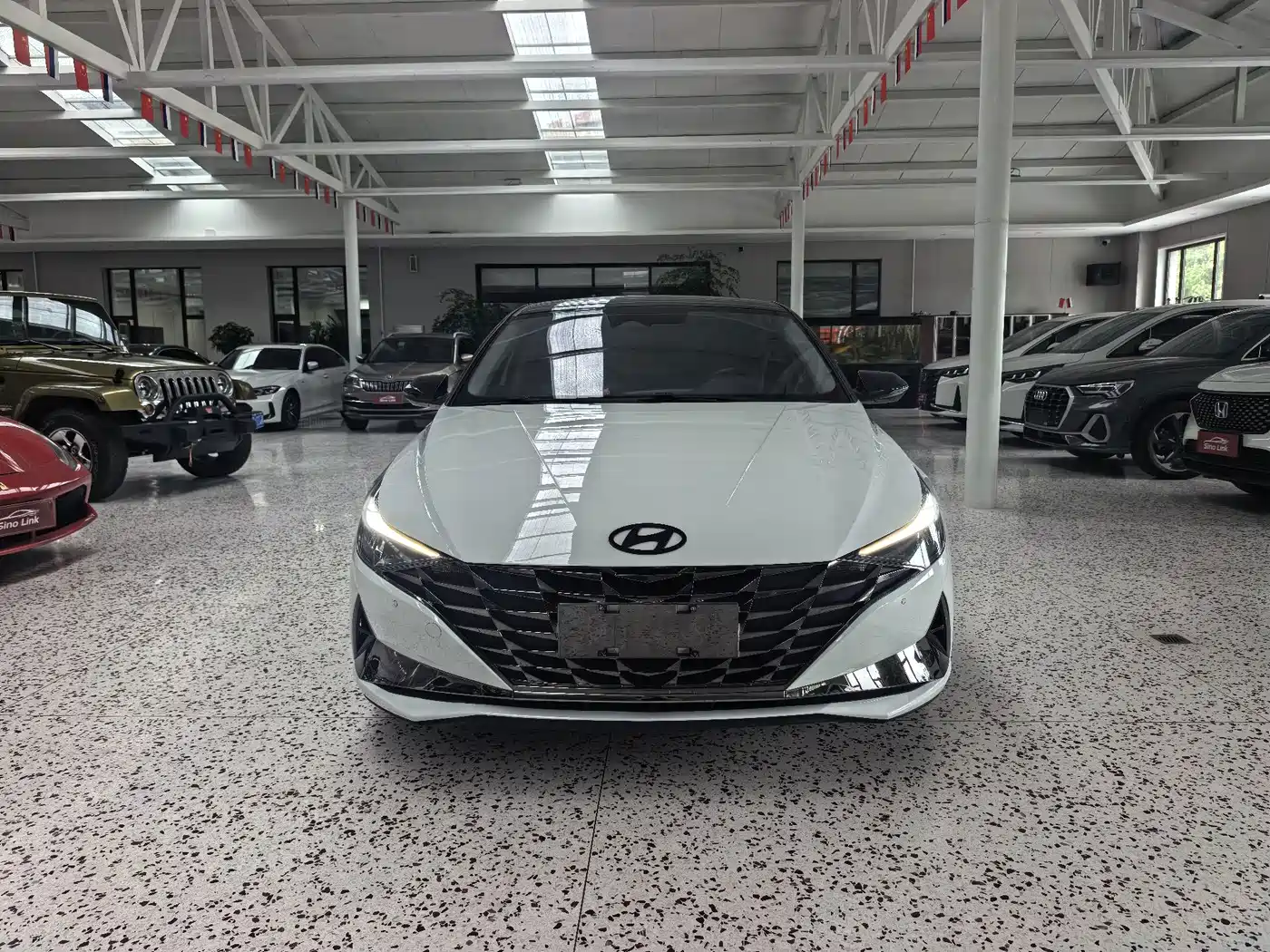Hyundai Elantra, фото 2