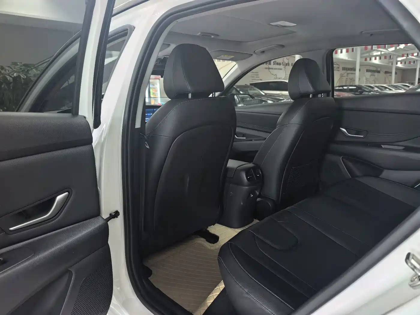Hyundai Elantra, фото 3