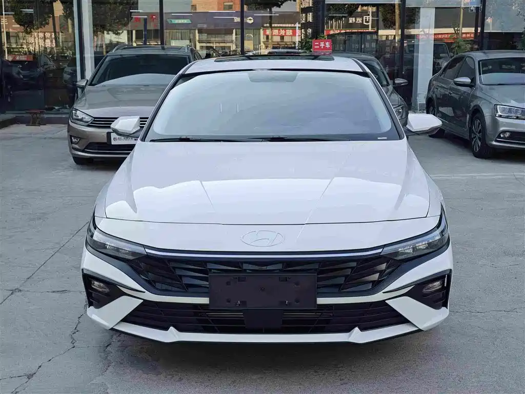 Hyundai Elantra, фото 2