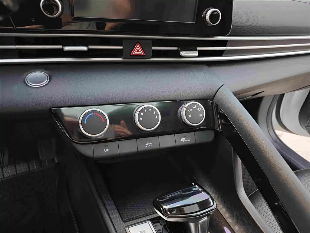 Hyundai Elantra, фото 5