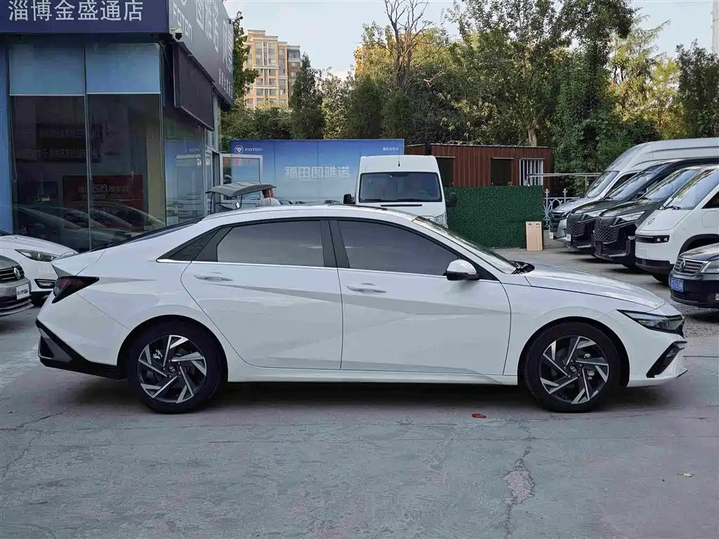 Hyundai Elantra, фото 9