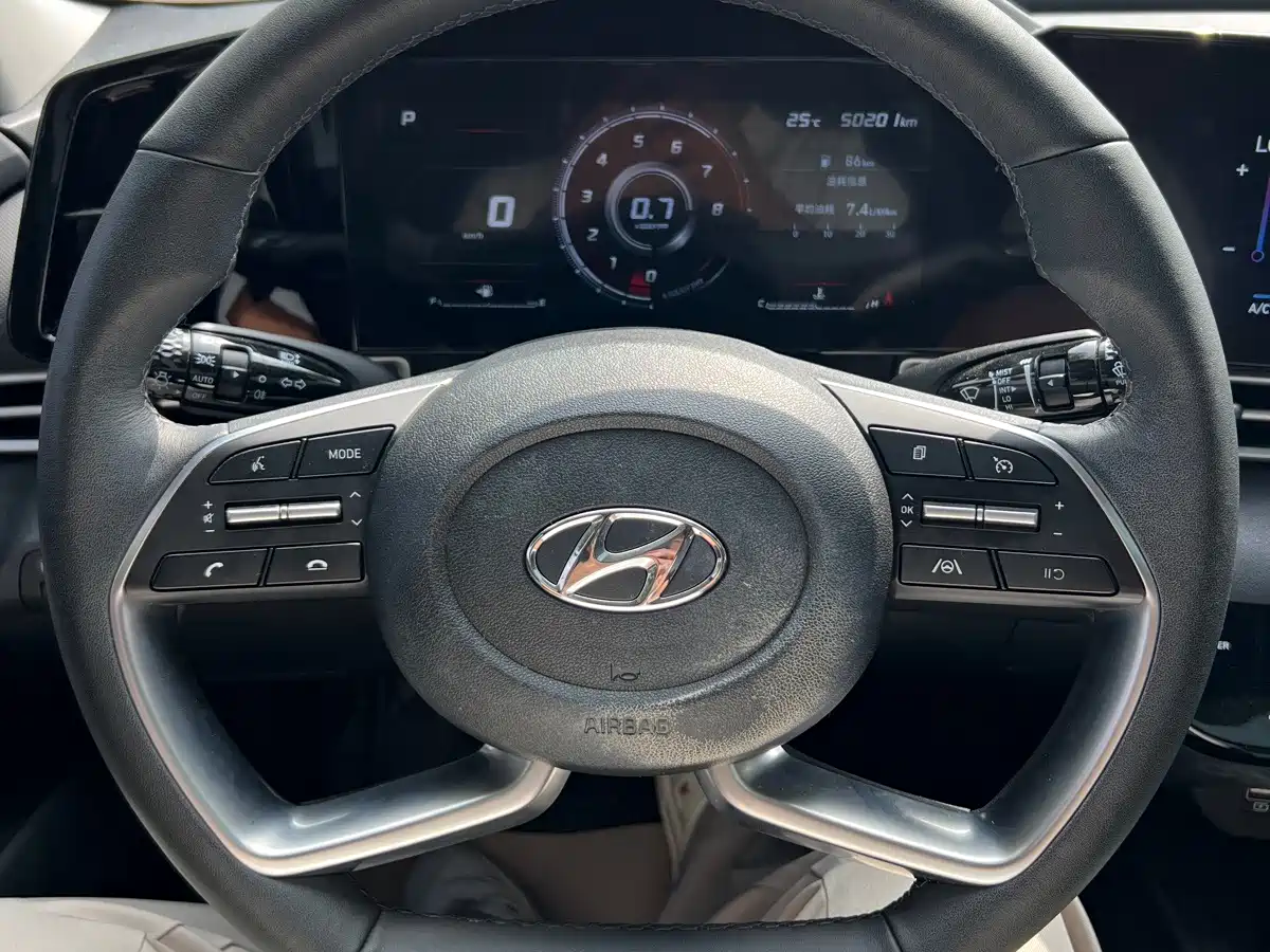 Hyundai Elantra, фото 4