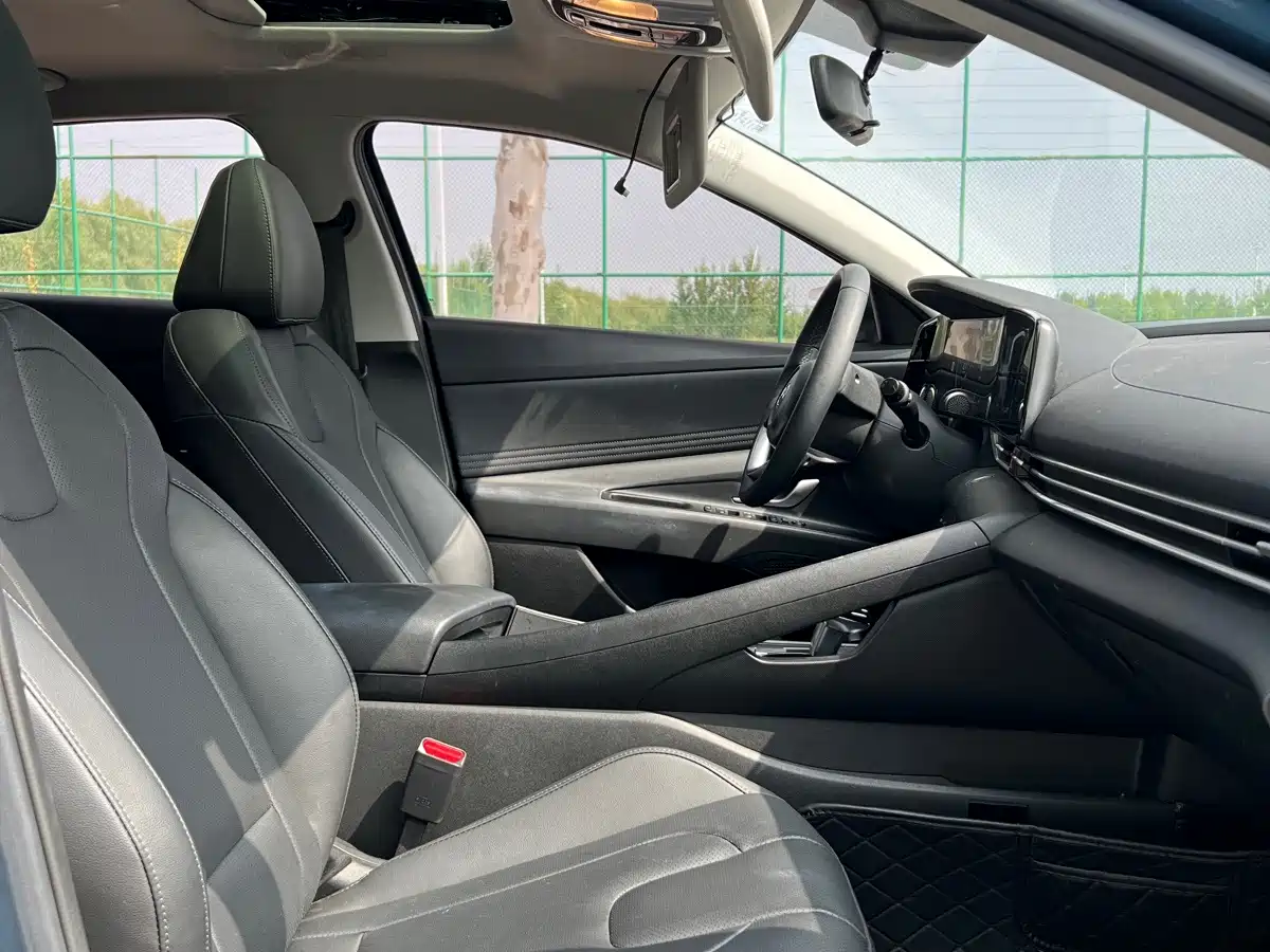 Hyundai Elantra, фото 22
