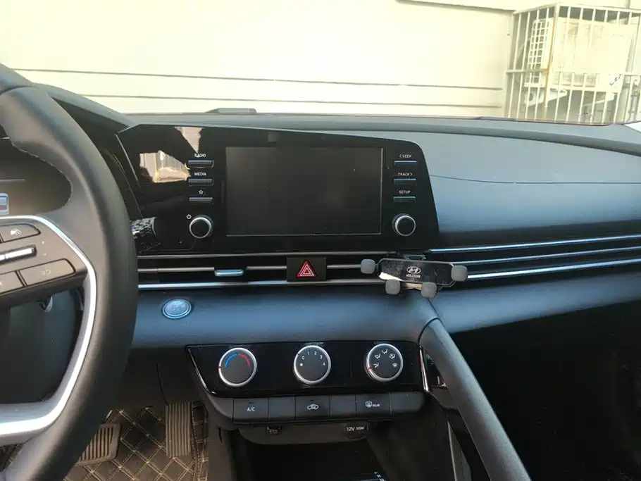 Hyundai Elantra, фото 5