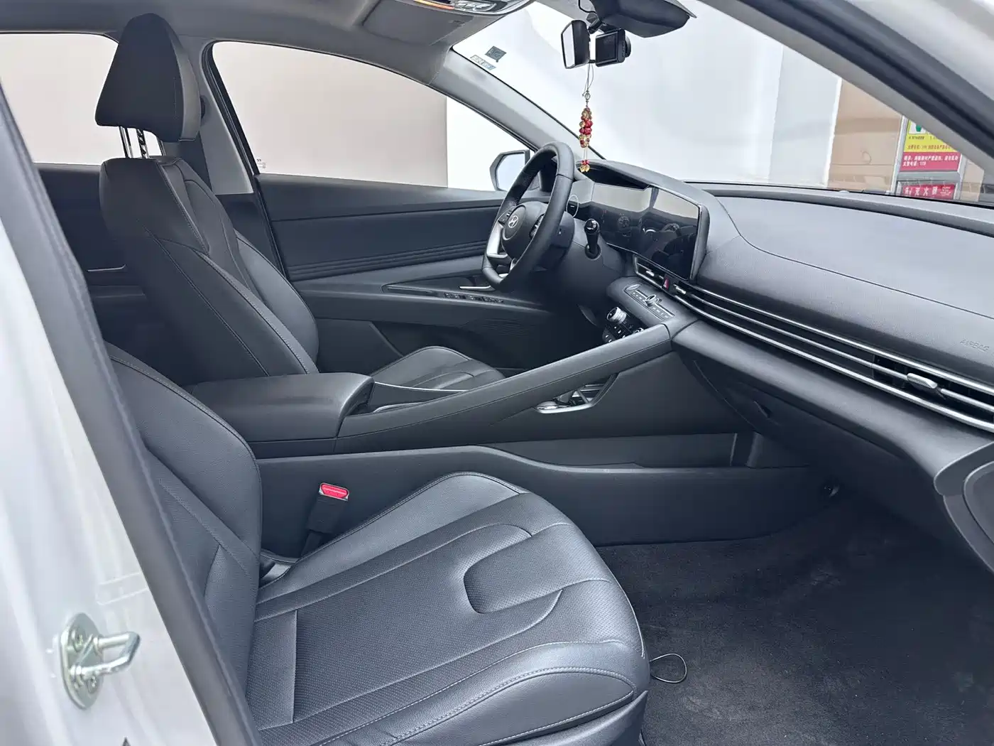 Hyundai Elantra, фото 4
