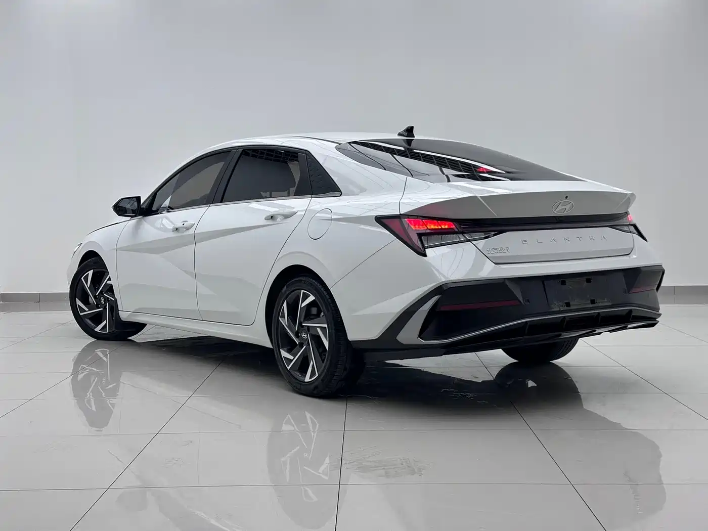 Hyundai Elantra, фото 12